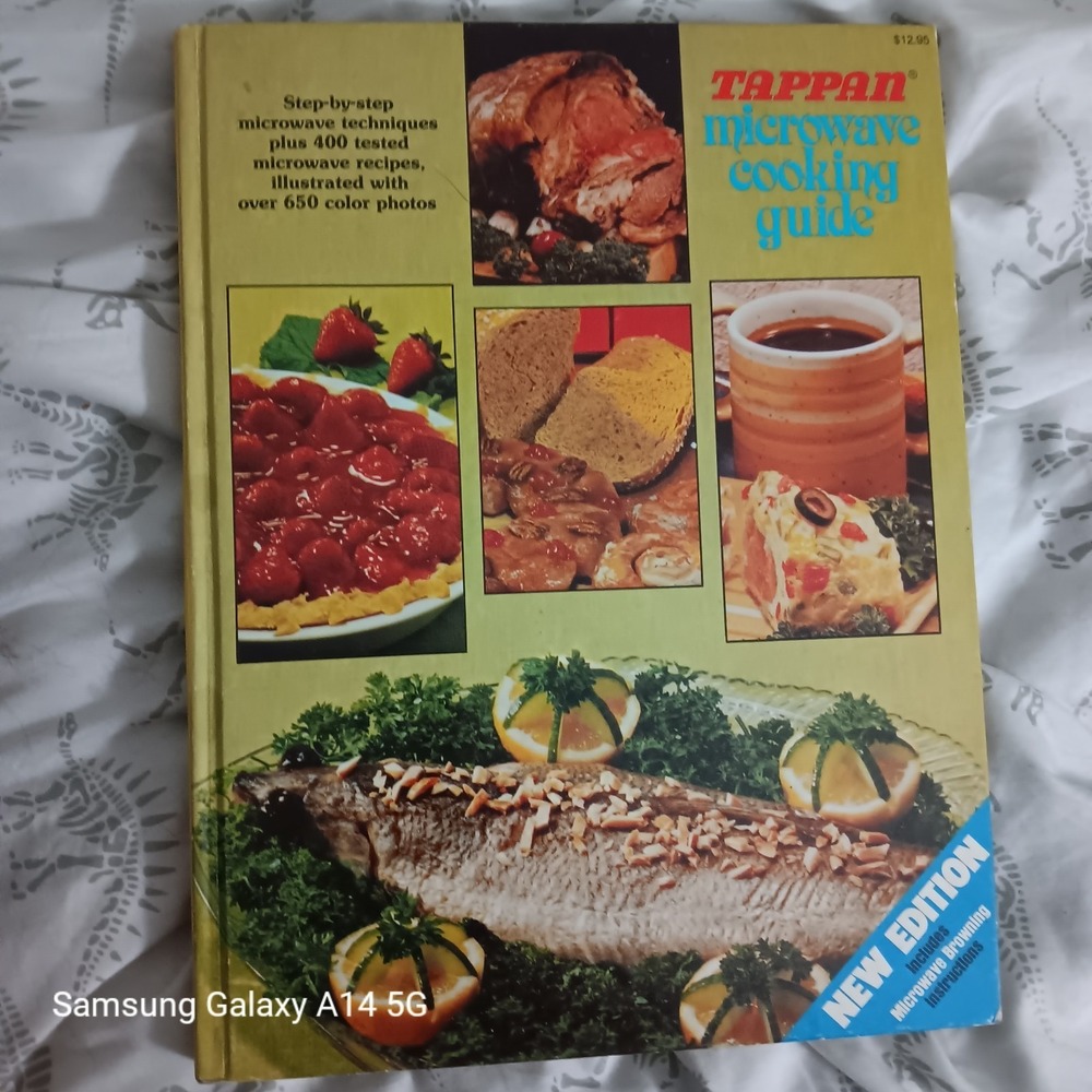 TAPPAN Microwave Cooking Guide Vintage 1979 Hardcover 400 Recipes Cookbook